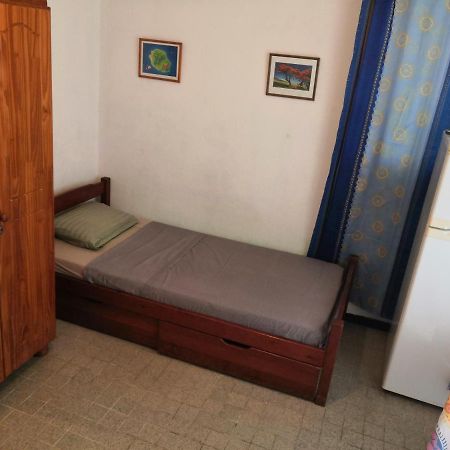 Appartement Locatriolet à Saint-Denis Extérieur photo